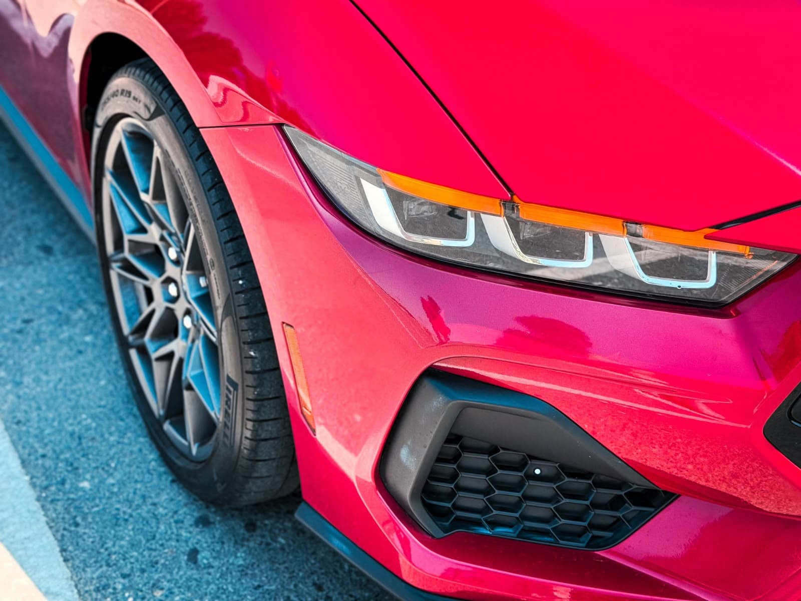 Ford Mustang GT V8, photo 5 of 9