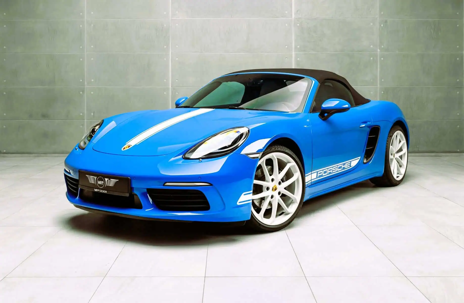 Porsche 718 Boxster Convertible, photo 4 of 8